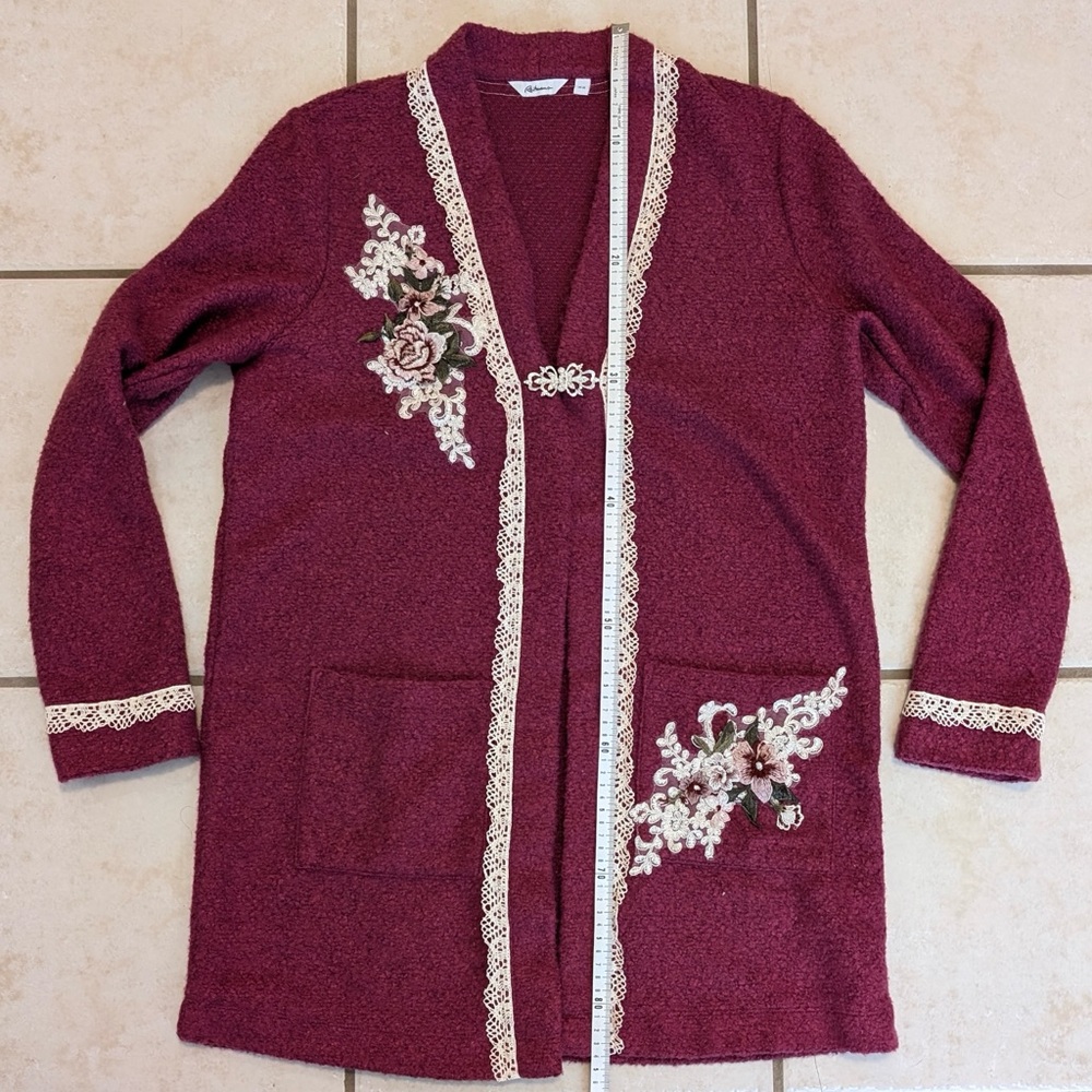 Vintage Cottagecore Reitmans Whimsigoth Floral Embroidered Grandma Sweater Pink - Picture 11 of 15